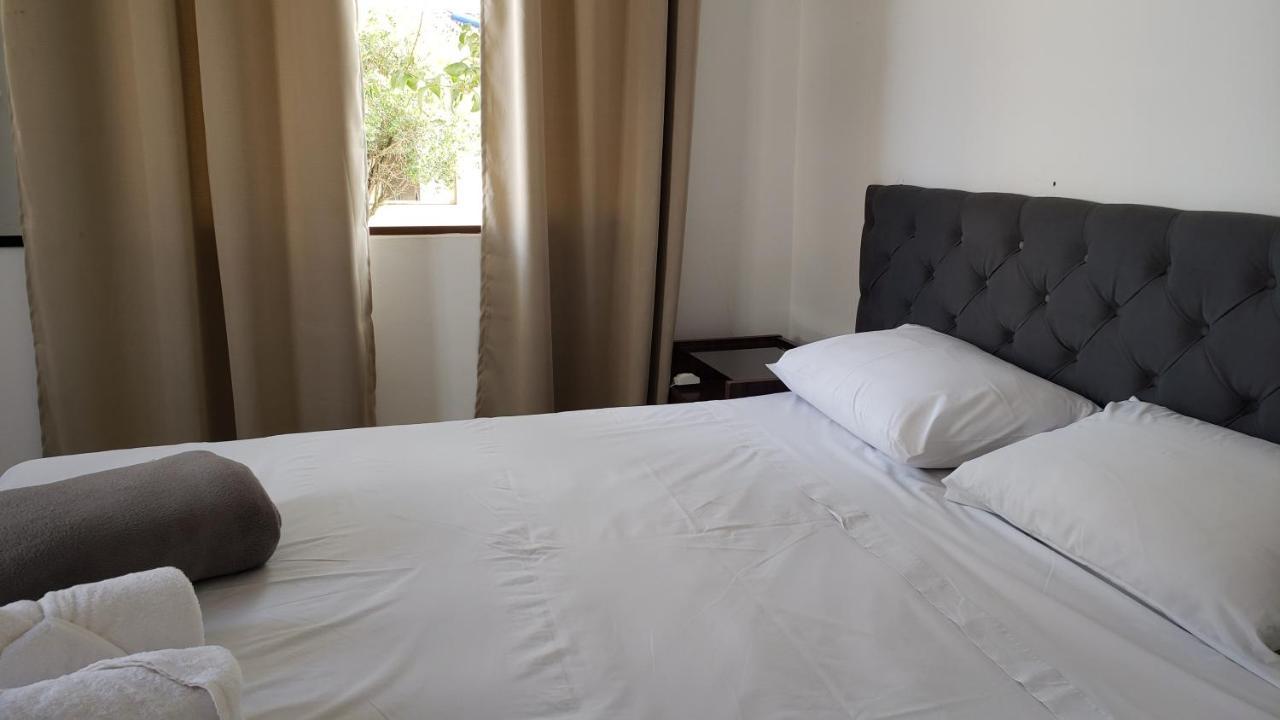 Hospedaria Joaquim Hotel กาปีตอลิโอ ภายนอก รูปภาพ
